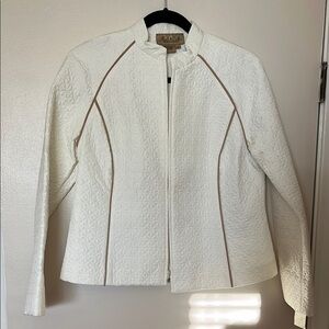 Peck and Peck Weekend Off White Jacket with Beige Piping NWT